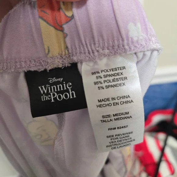 Disney Winnie The Pooh Womens Pajama Shorts Bundle Size Medium - Picture 8 of 8